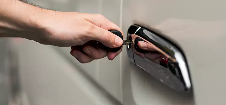 Why Choose Our Auto Locksmith Team in Aventura, FL?